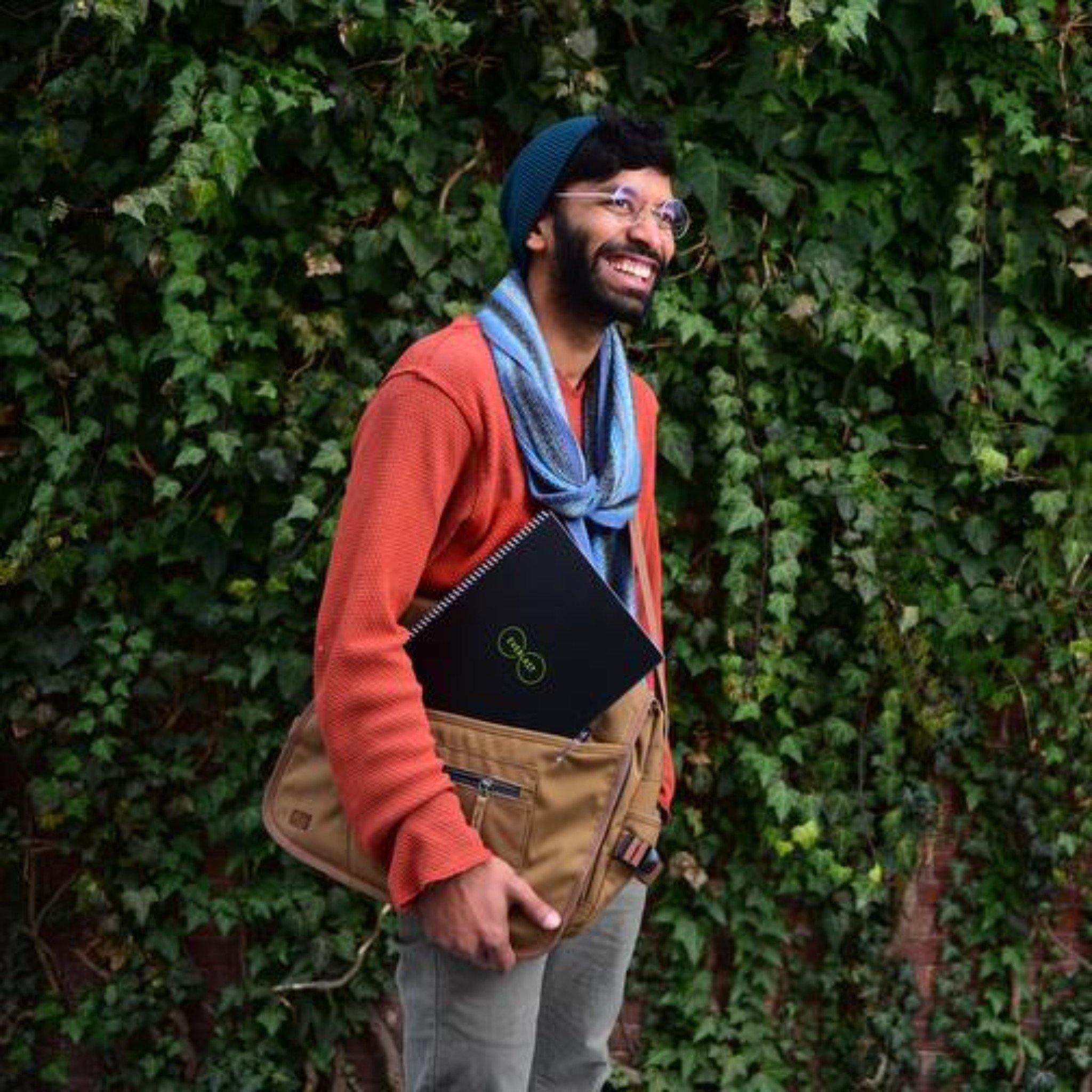 Notebook - Rocketbook Everlast Executive A5 in Dark Blue - KLOSH