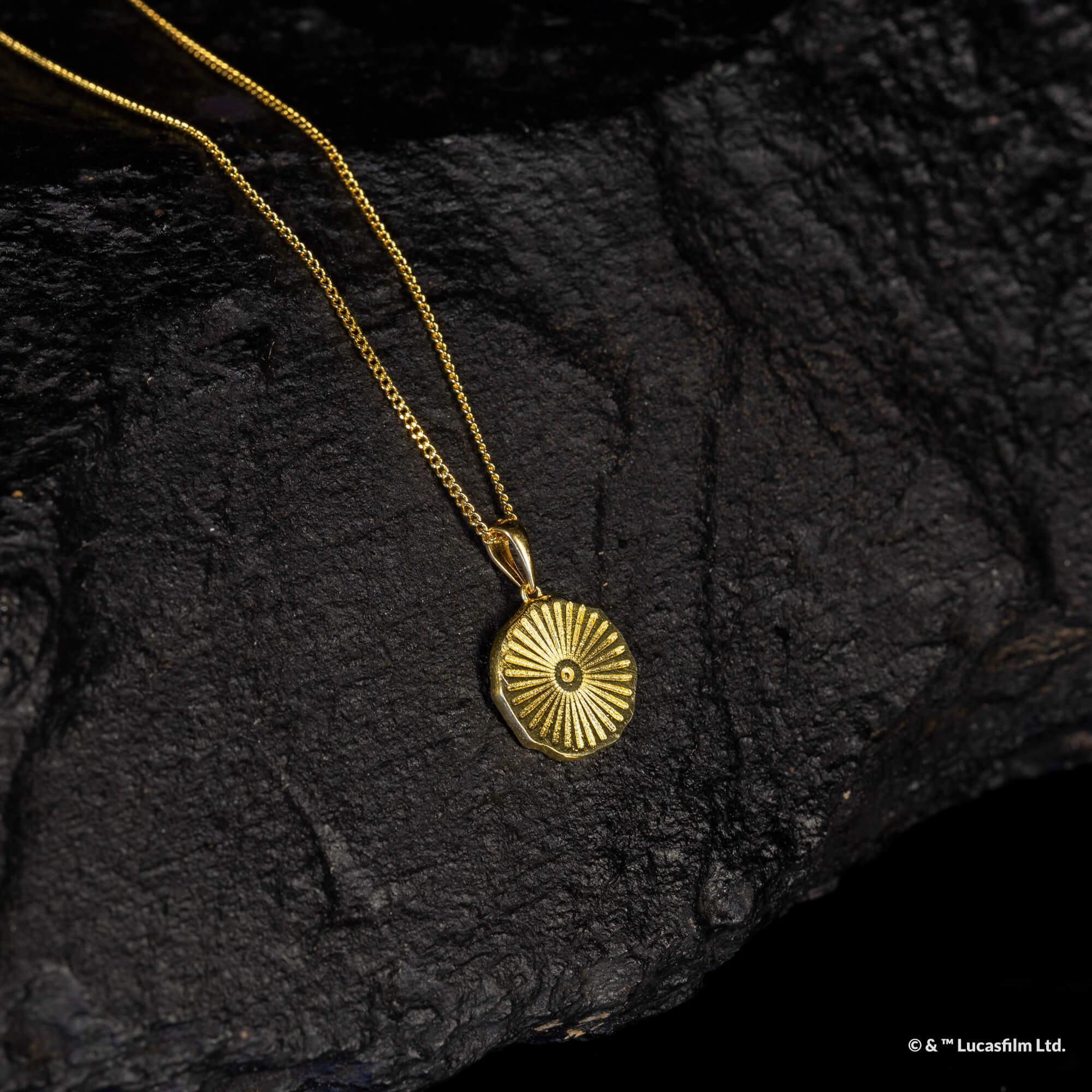 Star Wars™ Necklace - Medallion Grogu™ Gold - KLOSH