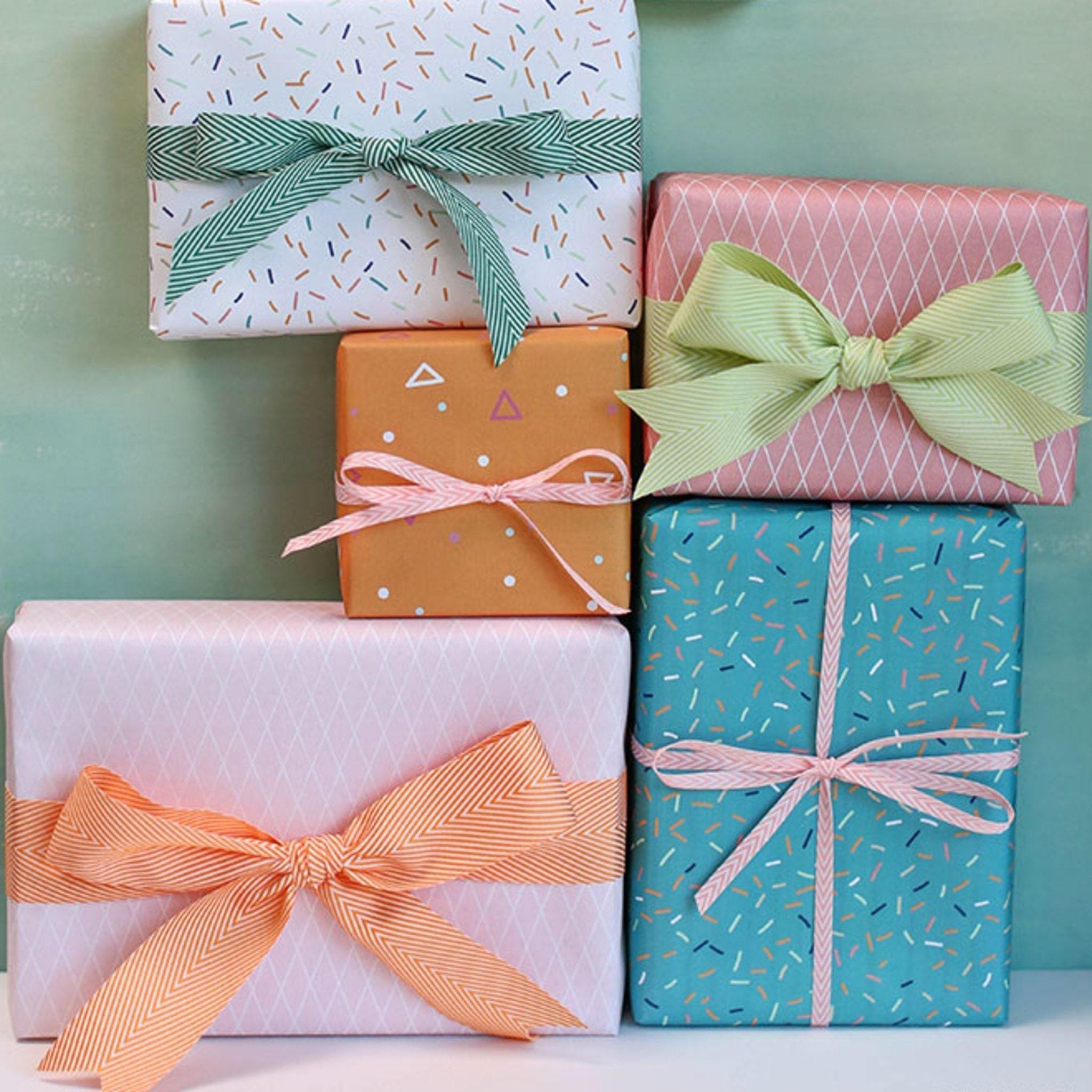 Gift Wrap Service - KLOSH