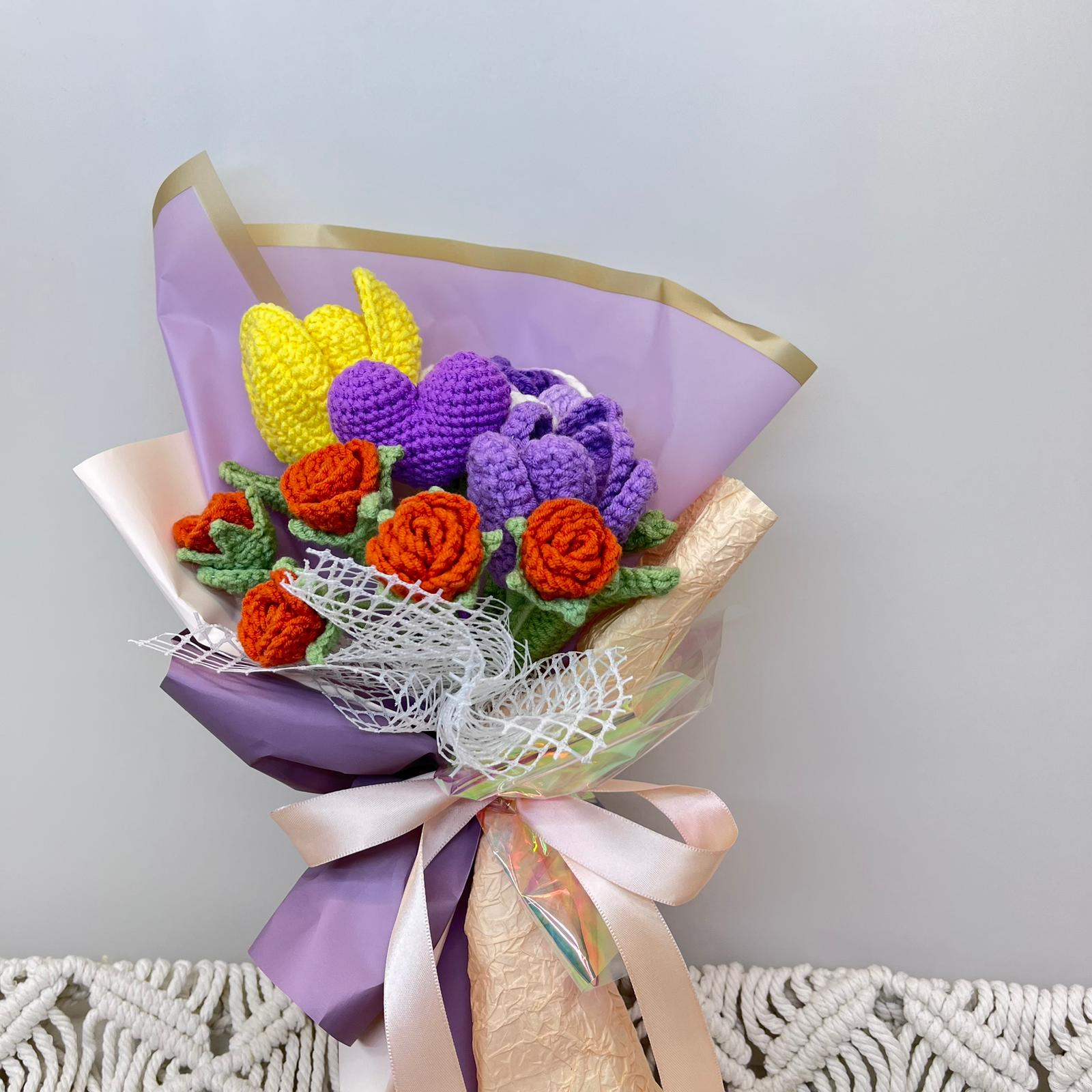 Elegant Crochet Flower Bouquet - Delightful Dreams II