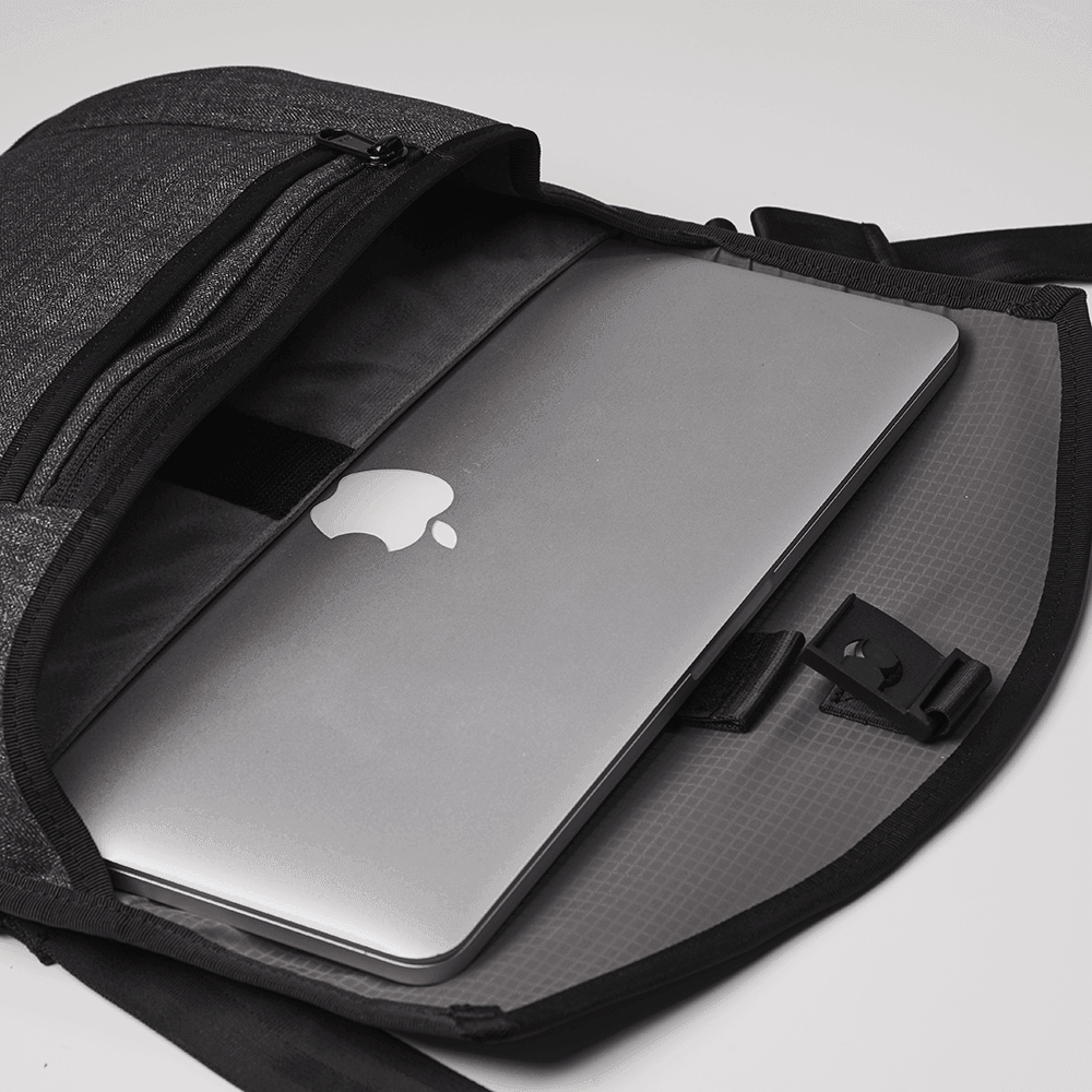 Bag - Alpha Sling XL (Black) - KLOSH