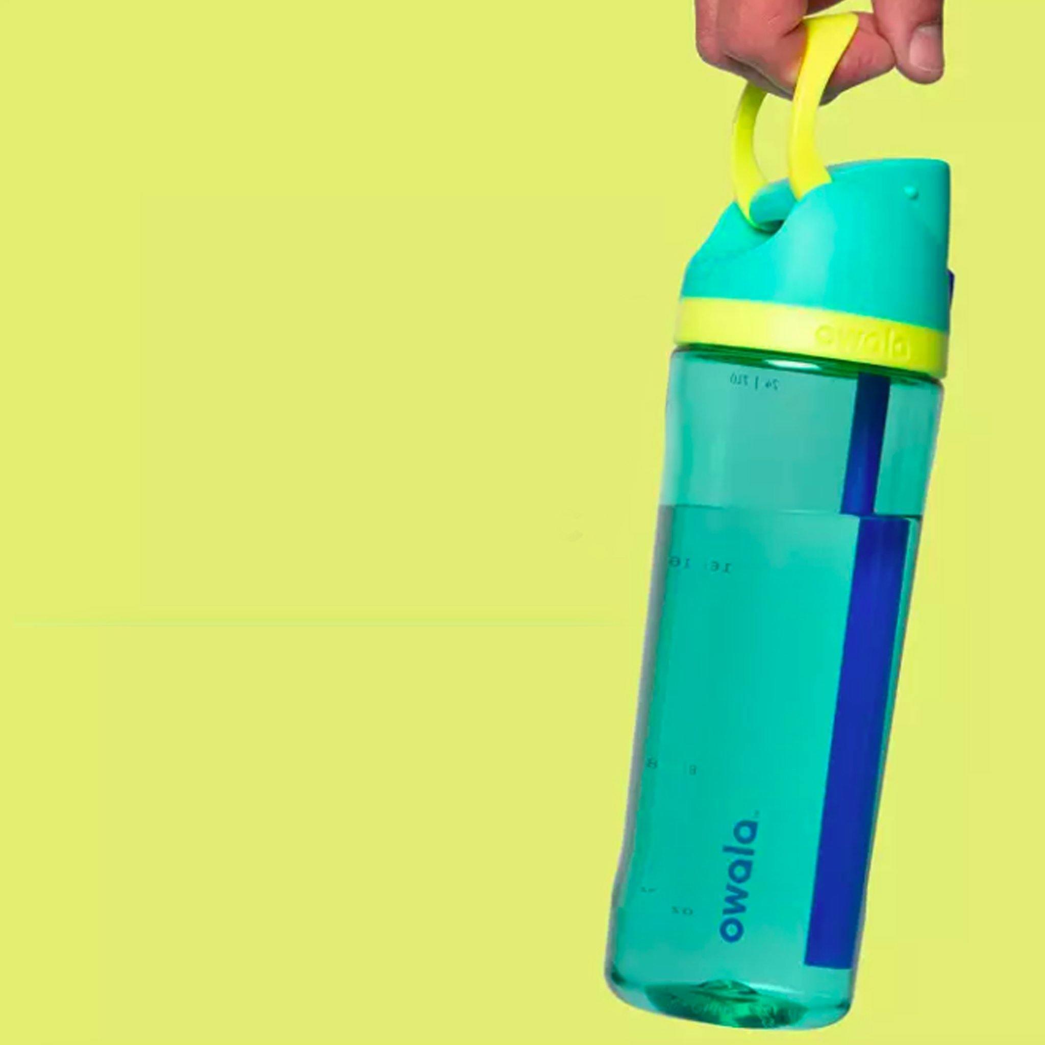 Owala FreeSip™ Tritan Water Bottle with Locking Push-Button Lid, 25-Ounce (740ml) - KLOSH